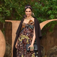 Deepika Padukone di fashion show Dior. (Foto: Getty Images)