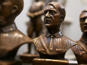 Museum Holocaust Argentina Tampilkan Artefak Hitler dan Peninggalan Nazi