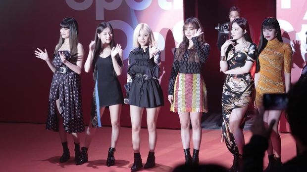 Deretan Album Baru Idola K-Pop Buat Temani Physical Distancing Kamu!