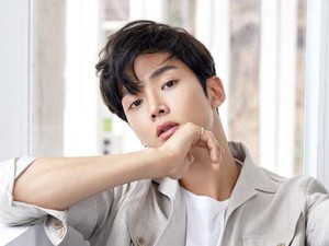 Deretan Drama Rowoon SF9 yang Bikin Jatuh Hati