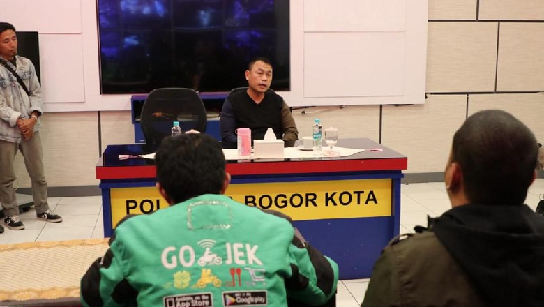 Dihukum! Polantas yang Tendang Ojol di Bogor Dimutasi Dihukum! Polantas yang Tendang Ojol di Bogor Dimutasi