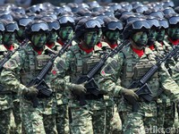 Kado Jokowi ke TNI: Cicilan Rumah Diperpanjang dan Tukin Naik