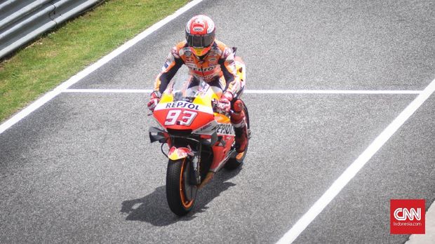 Marc Marquez satu-satunya pebalap Honda yang mampu menguasai sepeda motor RC213V.