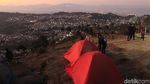 Foto: Tempat Berburu Sunrise Paling Hits di Lembang