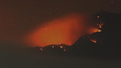 Jalur Pendakian Gunung Raung Terbakar, 13 Pendaki Terjebak