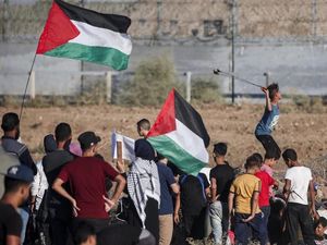 Bentrokan Pecah di Perbatasan Gaza, 1 Pria Palestina Tewas Ditembak Israel
