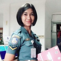 Kenalkan, ini Ambar Dwi Claudia. Seperti Dina, ia juga bertugas di TNI AL. (Foto: Instagram)