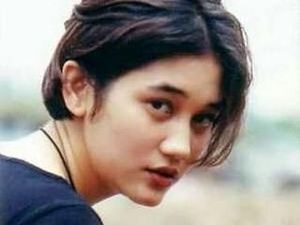 Rayakan Ulang Tahun Nike Ardilla, Album Sandiwara Cinta Rilis Secara Vinyl
