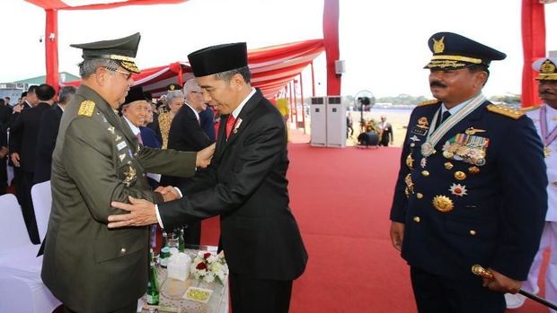 Janji Jokowi di HUT TNI: Prajurit Disejahterakan, Pati Dapat Jabatan