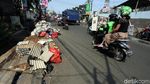 Potret Kumuhnya Jalan Raya Pondok Gede Kota Bekasi