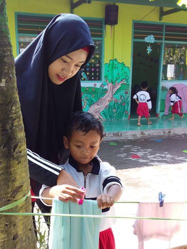 Cerita Perjuangan Guru TK Viral, Profesinya Diremehkan Cuma Ajarkan Nyanyi