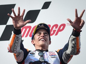 Dovizioso: Marquez Terlalu Tangguh untuk Para Rival