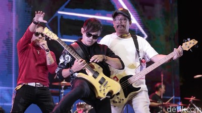 Karaoke Bareng SM*SH, Radja, Wali hingga Setia Band