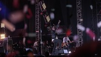 Meski sudah lama tak tampil bersama, Club 80s tetap terlihat kompak. Foto: Asep Syaifullah