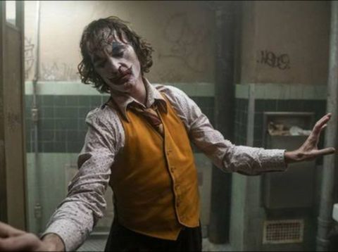 Usaha-usaha Joaquin Phoenix Perankan Arthur Flecks di 'Joker'