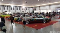 Ratusan mobil dan motor modifikasi dipamerkan di Kustomfest 2019.