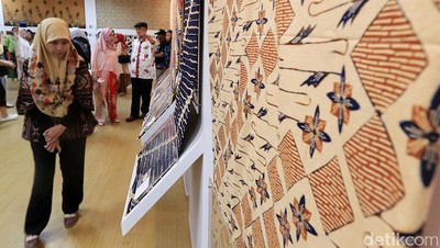 Lestarikan Batik Jawa Barat Melalui Pameran