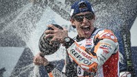 Dengan hasil ini, raihan poin Marquez di klasemen MotoGP sudah tak bisa dikejar dengan musim ini tinggal menyisakan empat seri. Marquez mengumpulkan 325 poin di klasemen MotoGP. Andrea Dovizioso ada di posisi kedua dengan catatan 215 poin.