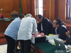 Pengacara Terdakwa Kasus Amblesnya Jalan Gubeng Tak Bantah Dakwaan JPU