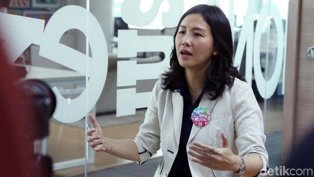 Veronica Tan Akui Hidupnya Lebih Enjoy