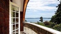 Sementara sedikit yang diketahui tentang area interior, rumah ini memiliki gudang anggur dan bilik lemari. Istimewa/Dok. www.Dailymail.co.uk.