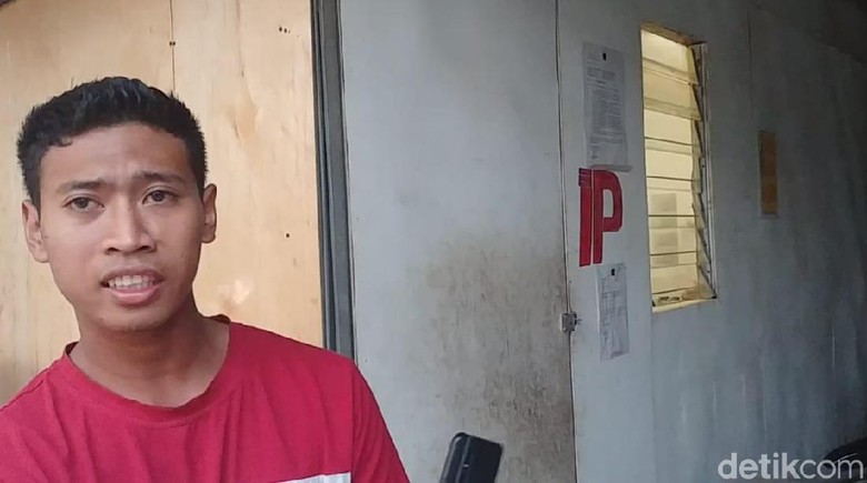 Cerita Pekerja di Dekat DPR yang Ngaku Lihat Faisal Amir Jatuh Cerita Pekerja di Dekat DPR yang Ngaku Lihat Faisal Amir Jatuh