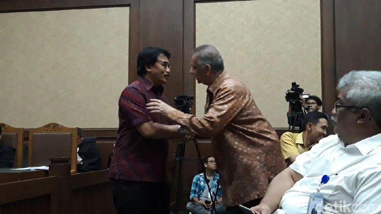 Hadir di Sidang Tuntutan, Adhyaksa Dault: Saya Kawan Lama Sofyan Basir Hadir di Sidang Tuntutan, Adhyaksa Dault: Saya Kawan Lama Sofyan Basir