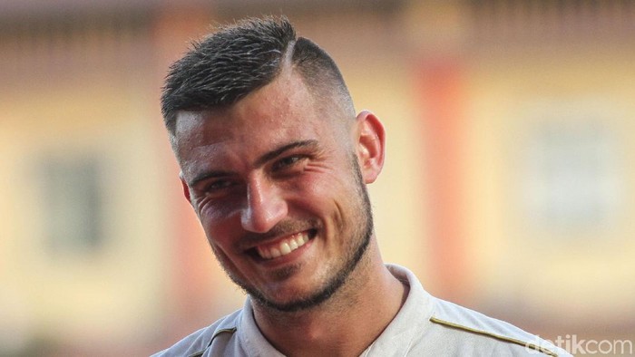 Pemain PSS Sleman, Yevhen Bokhashvili.