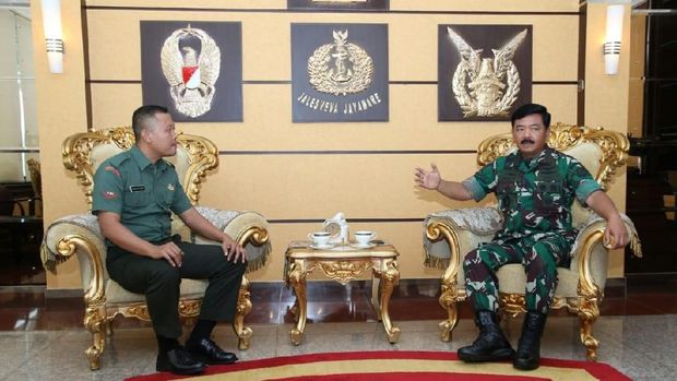 Belajar Lewat WA, Anggota TNI Berpangkat Kopda Ini Fasih 7 Bahasa