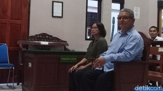  Warga Negara (WN) Peru Guido Torres Morales (55) diadili di PN Denpasar karena penyelundupan kokain