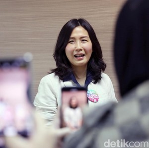 Masih Merasa Bodoh, Veronica Tan Terus Semangat Belajar Hal Baru