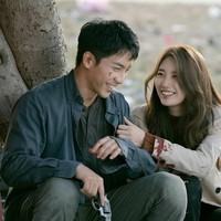 Drakor tersebut mendapat rating rata-rata 13,2% menjelang akhir episode. Tampaknya salah satu penyebabnya adalah karena menanti adegan ciuman antara Suzy dan Seunggi yang berperan sebagai agen NIS dan mantan stuntman. Foto: SBS