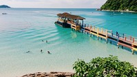 Pulau Perhentian punya air yang jernih. Traveler yang snorkling bisa melihat dengan jelas kehidupan bawah laut.(iStock)