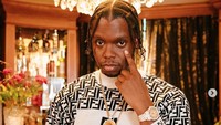 Saat tampil di BBC Radio 1, Krept ditusuk orang tak dikenal di ruang ganti yang seharusnya aman dan steril. Dok. Instagram/kreptplaydirty