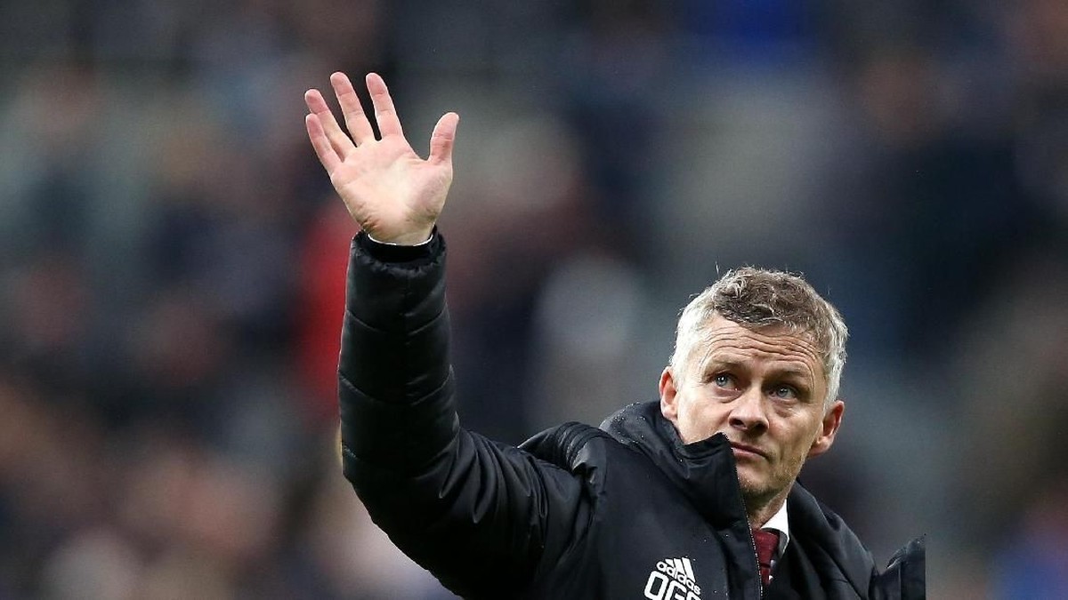 Ole Gunnar Solskjaer mulai digoyang isu pemecatan. (Foto: Jan Kruger/Getty Images)