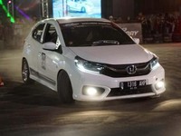 Terpopuler Akhir Pekan: Jas Hujan Syari hingga Honda Freed itu Lucu