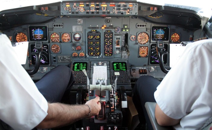 Ilustrasi Pilot