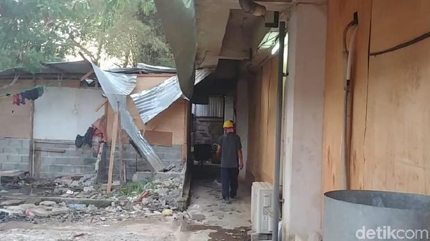Tempat lokasi mahasiswa jatuh