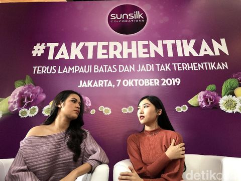 Raisa Tepis Anggapan Musuhan dengan Isyana