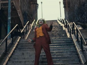 Smile! Ini Aneka Spot Ikonik di Film Joker