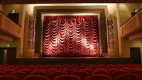 Theatre Royal tempat pertunjukan drama musikal, tetar dan lainnya di Newcastle (Newcastle Gateshead)
