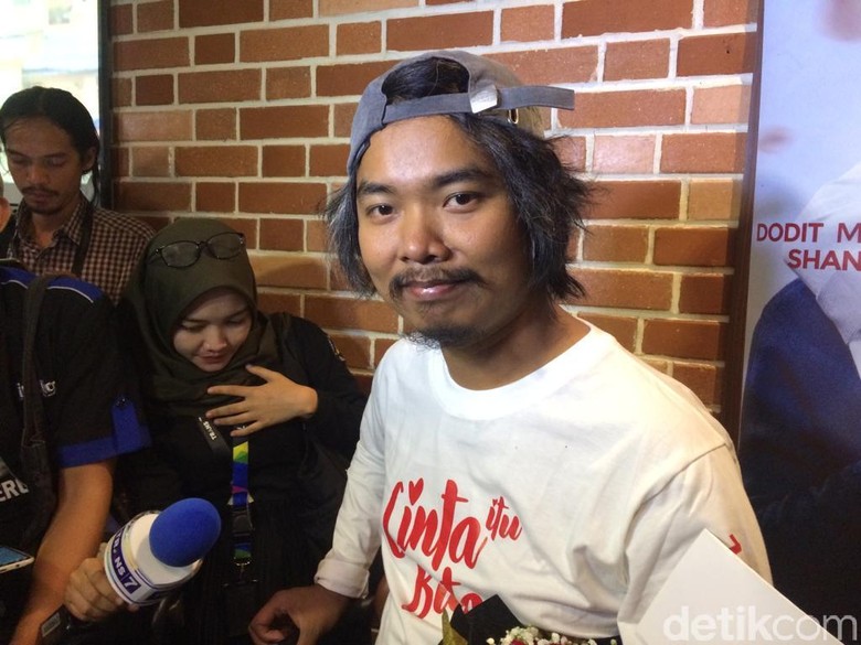 820 Gambar Romantis Anak Moshing Terbaru