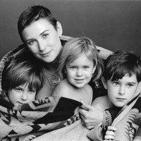 Demi Moore bersama tiga putrinya, Rumer, Tallulah dan Scout, saat masih kecil. (Foto: Dok. Instagram/demimoore)