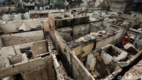 Belasan rumah hangus dilalap api.