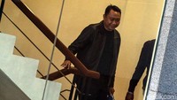 Total KPK menyita uang senilai Rp 600 juta. Uang tersebut diduga terkait proyek di Pemerintahan Kabupaten Lampung Utara.