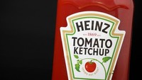 Saus Tomat - Saus tomat sering jadi cooclan.  Banyak juga makanan yang mengandung saus tomat di dalamnya. Ternyata saus tomat mengandung High Fructose Corn Syrup (HFSC) yang di dalamnya terdapat kandungan gula yang sangat tinggi. Foto: iStock