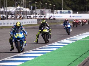 Joan Mir: Rossi Memang Sudah Tua, Tapi...