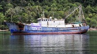 Pemusnahan 19 kapal ini merupakan rangkaian pemusnahan 40 kapal ikan ilegal yang dinyatakan telah berkekuatan hukum tetap atau (inkracht). Pool/Kementerian Kelautan dan Perikanan.
