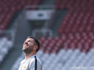 Mau Pulang Kampung Dulu, Simon McMenemy?