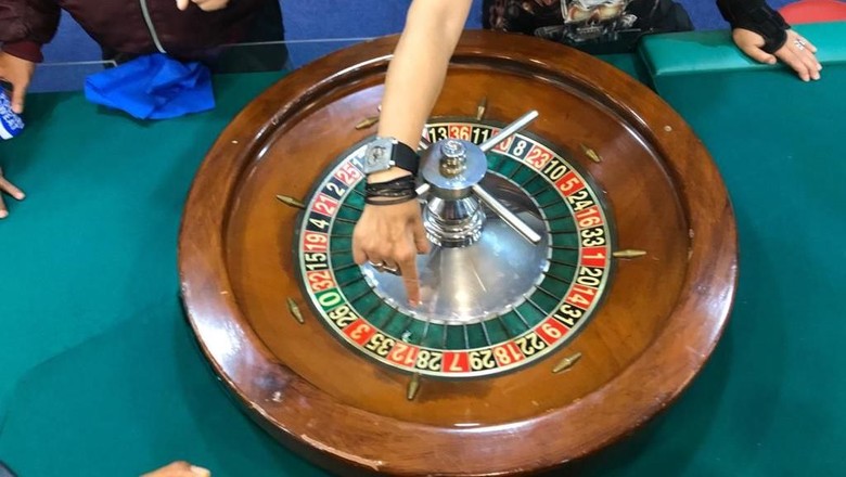 Penggerebekan Kasino Ala Macau di Utara Jakarta Penggerebekan Kasino Ala Macau di Utara Jakarta